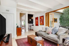 Victorian House on the Atlantic Seaboard - Image 2