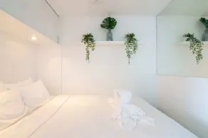 Bright 1 Bedroom Studio With Amazing City Views - Image 2