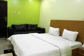 Osajamen Hotel - Image 5
