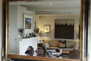 Driftwood Hotel - Image 5