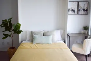 Modern Downtown Studio With City Views Balcony - Image 3
