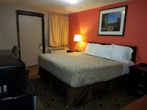 Delux Motel - Image 3