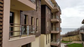 Gitea Sand Lilies Apartments - Image 4