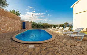 Nice Home in Pasman With 4 Bedrooms, Wifi and Outdoor Swimming Pool - Image 2
