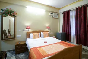 OYO 2074 StayOut Hotel Aston Ajoy Home Comfort - Image 5