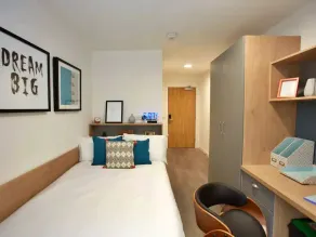 Vibrant Rooms in ABERDEEN - SK - Campus Accommodation - Image 3