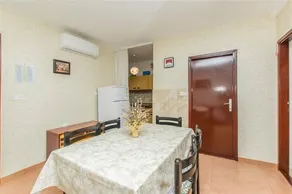 Beautiful apartment Brby near sandy beach - Image 5