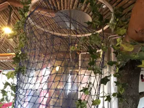 Treehouse Magpies Nest With Bubble Pool - Image 4