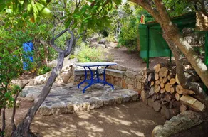 Maison de 3 chambres a Sartene a 400 m de la plage avec vue sur la mer jardin clos et wifi - Image 5