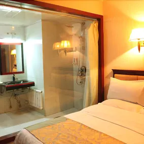 Qinghai Tibet Holiday Hotel - Image 2