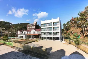 Ulsan Ganjeolgot View Pension - Image 5