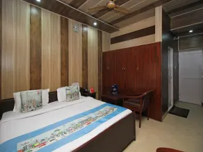 Hotel Krishna & Restaurant - Image 2