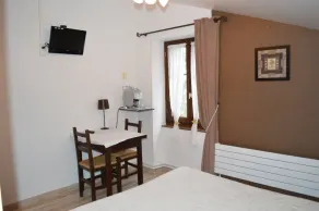 Auberge Les Glycines - Image 3