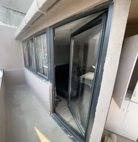 Modern Apartment With Balcony in Esenler - Image 3