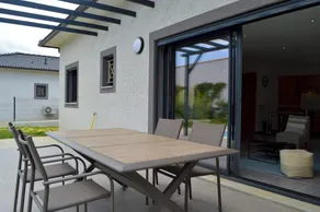 Villa piscine privée jardin Ghisonaccia - Image 3