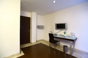 Townhouse Oriental INN - Image 2
