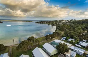 Turner Caravan Park - Image 4