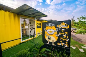 Chick Resort - Image 3