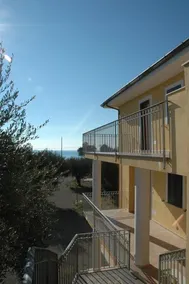 Elvira Residence - Image 3