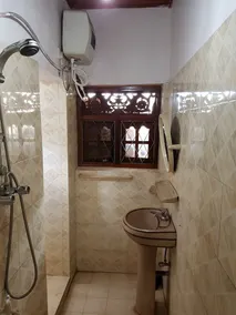 Hostel 107 - Image 5