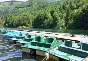 07MF - Lake Front - Hot Tub - BBQ - Sleeps 8 - Image 2
