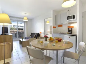 Modern apartment between Grau-du-Roi and Port-Camargue - Image 3