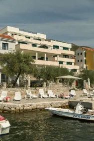 Apartments Tivat Obala - Image 2