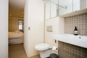 2 Bed Flat Near Kensington Gardens - Image 3