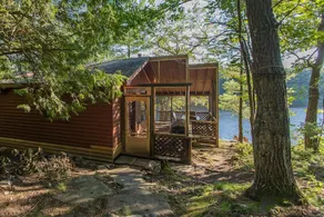 Priscillas Cottage on Bass Lake A Charming Family Cottage - Image 4