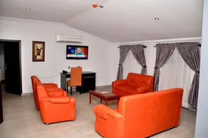 Reliance Royal Suites - Image 3