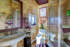 La Villa Vista Resort - Image 3