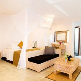 Royal Palm Villas at Monley Forest - Image 2