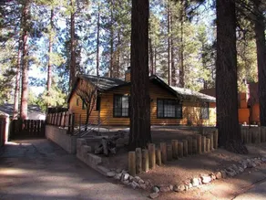 092 Crestwood Retreat Cabin - Image 5