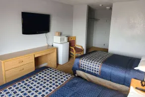 Travelodge by Wyndham Stockton - Image 3