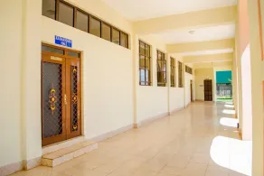 Starbucks Hotel & Restaurant - Image 3