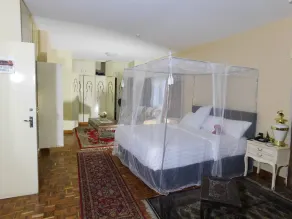 Regal Suites - Image 4