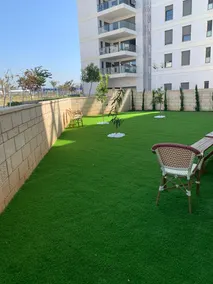 Deluxe Apartment with Private GardenArea - Image 3
