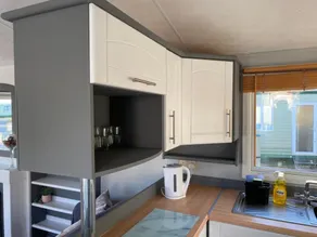2 Bedroom Static Caravan near the lake - Image 2