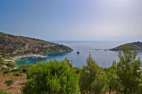 Beachfront Villa Komis - Panoramic Infinity Blue - Image 3