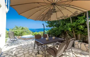 Awesome Home in Sveta Jelena With Jacuzzi, Wifi and 2 Bedrooms - Image 3