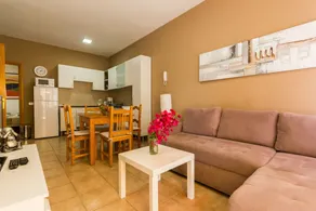Pool Sun Apartment - Image 2
