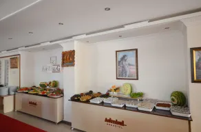 Admiral Hotel - Image 5