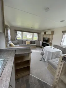 Beautiful 3-bed Caravan Situated on Lakeland Haven - Image 3