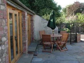 Delightful two Bedroom Converted Coach House in the Grounds off a Farm - Image 3