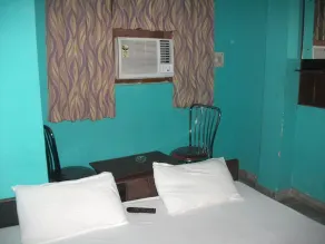 Shree Hare Ram Hare Krishna Guest House - Image 4