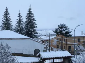 4 bedrooms house with enclosed garden and wifi at Navarredonda de Gredos - Image 2