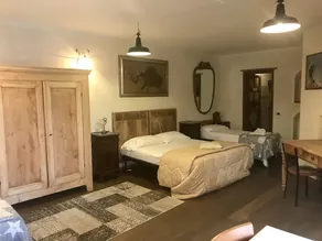 Family Suite Room In Luxury Villa - Image 5