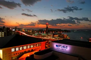 Fukuoka Sunpalace Hotel & Hall - Image 3