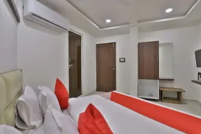 Dev Palace by  OYO Rooms - Image 2