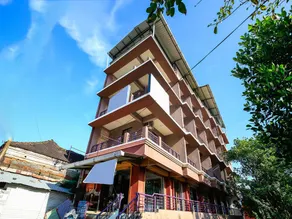 Pandav City Hotel by OYO Rooms - Image 5